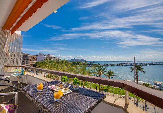 Ferienwohnung Blue Palm Beach mit Meerblick