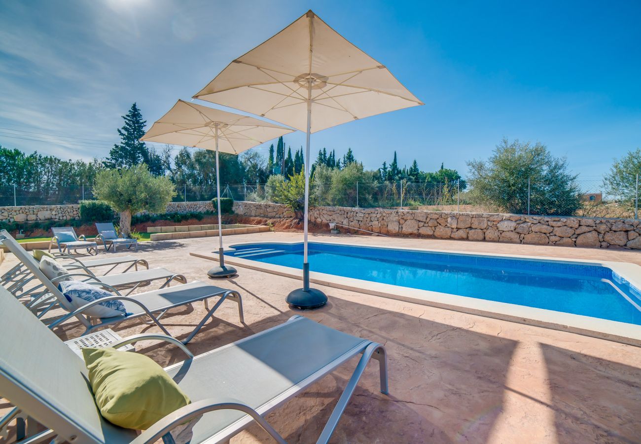 Finca in Sencelles - Finca auf Mallorca Can Brivo mit Pool