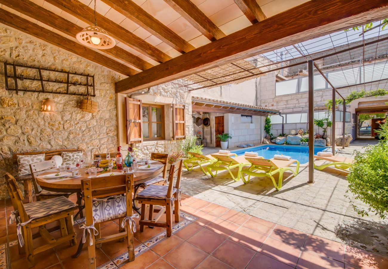 Ferienhaus in Sa Pobla - Rustikales Haus Cal Tio mit Pool auf Mallorca