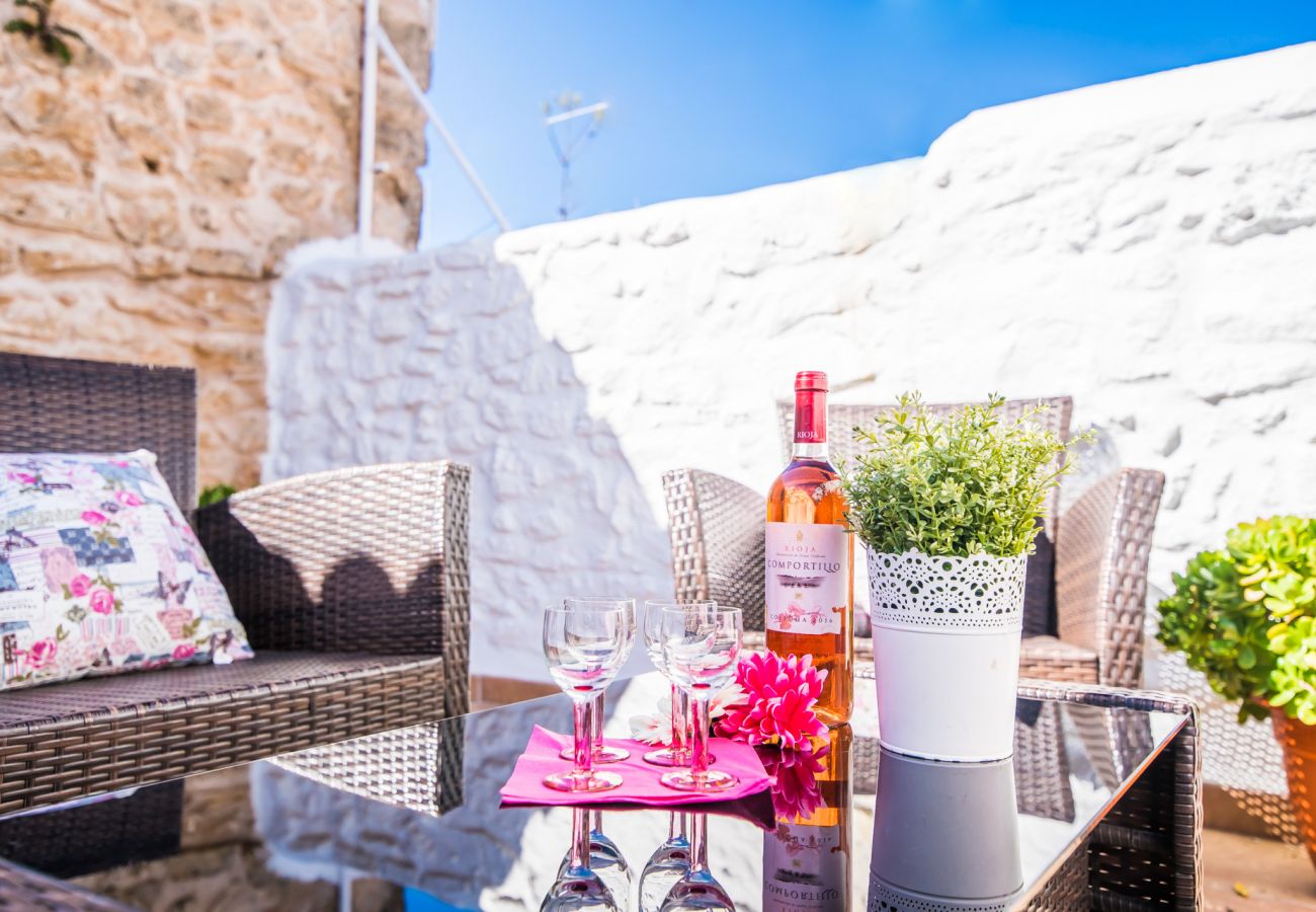 Mallorquinisches Haus mit Terrasse in Alcudia