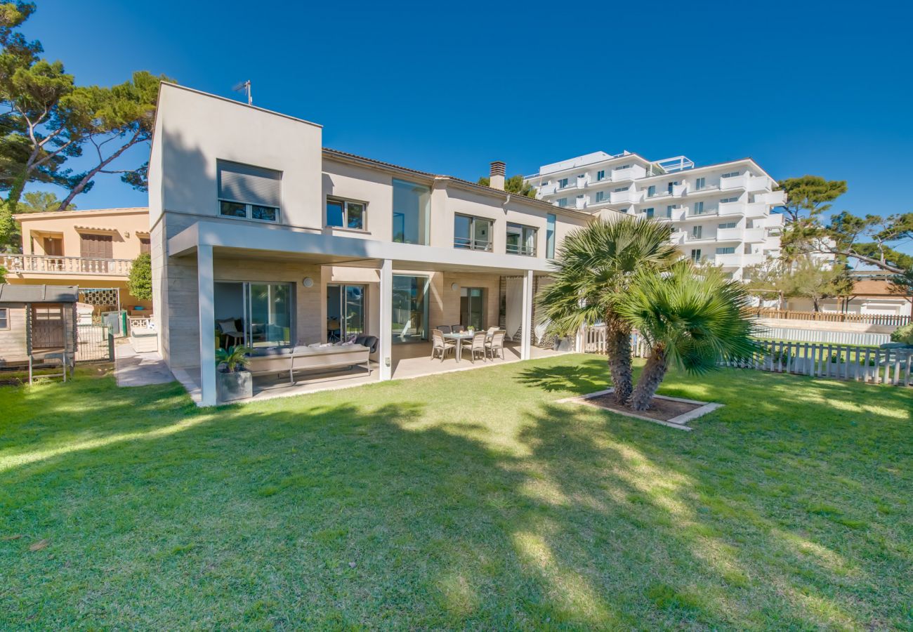 Ferienhaus in Playa de Muro - Modernes Haus Cristina am Strand von Playa de Muro