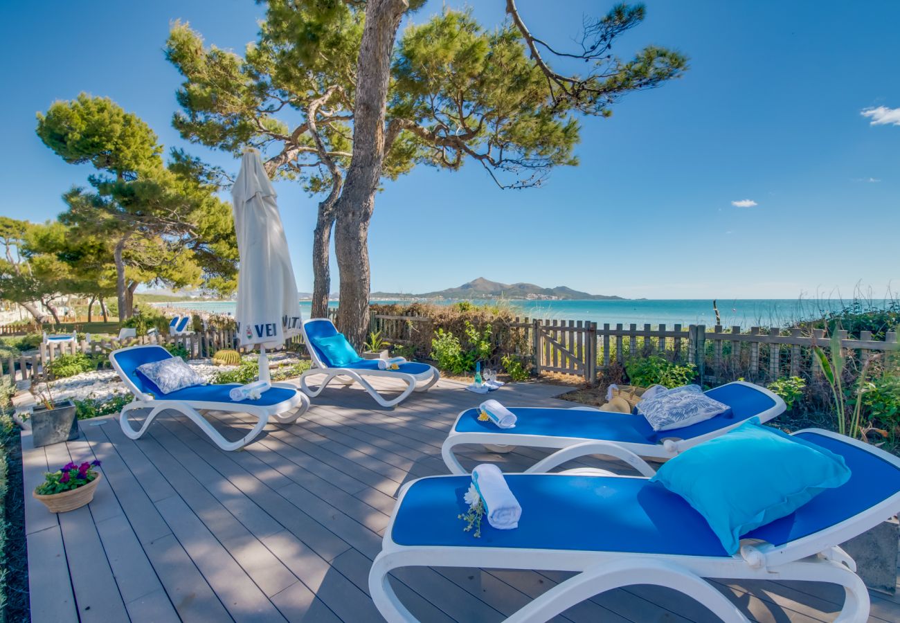 Ferienhaus mit Meerblick am Strand von Playa de Muro.