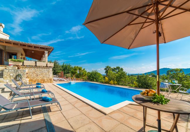 Finca in Inca - Landhaus auf Mallorca Es Bosquet mit Pool Finca in Inca - Landhaus auf Mallorca Es Bosquet mit Pool