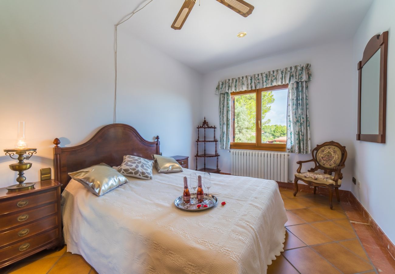 Finca in Inca - Landhaus auf Mallorca Es Bosquet mit Pool