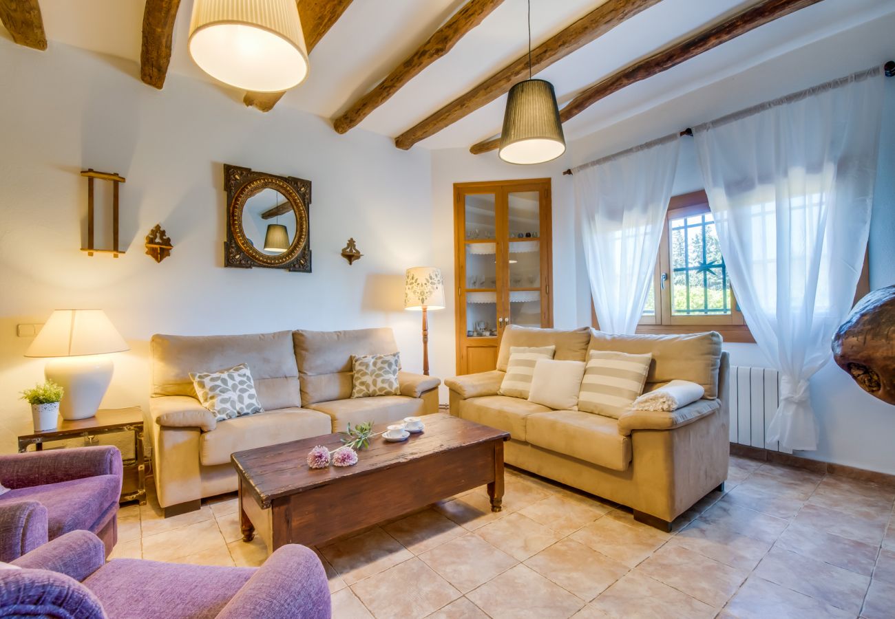Finca in Muro - ☼ Privat gelegene Finca 8 km vom Strand entfernt