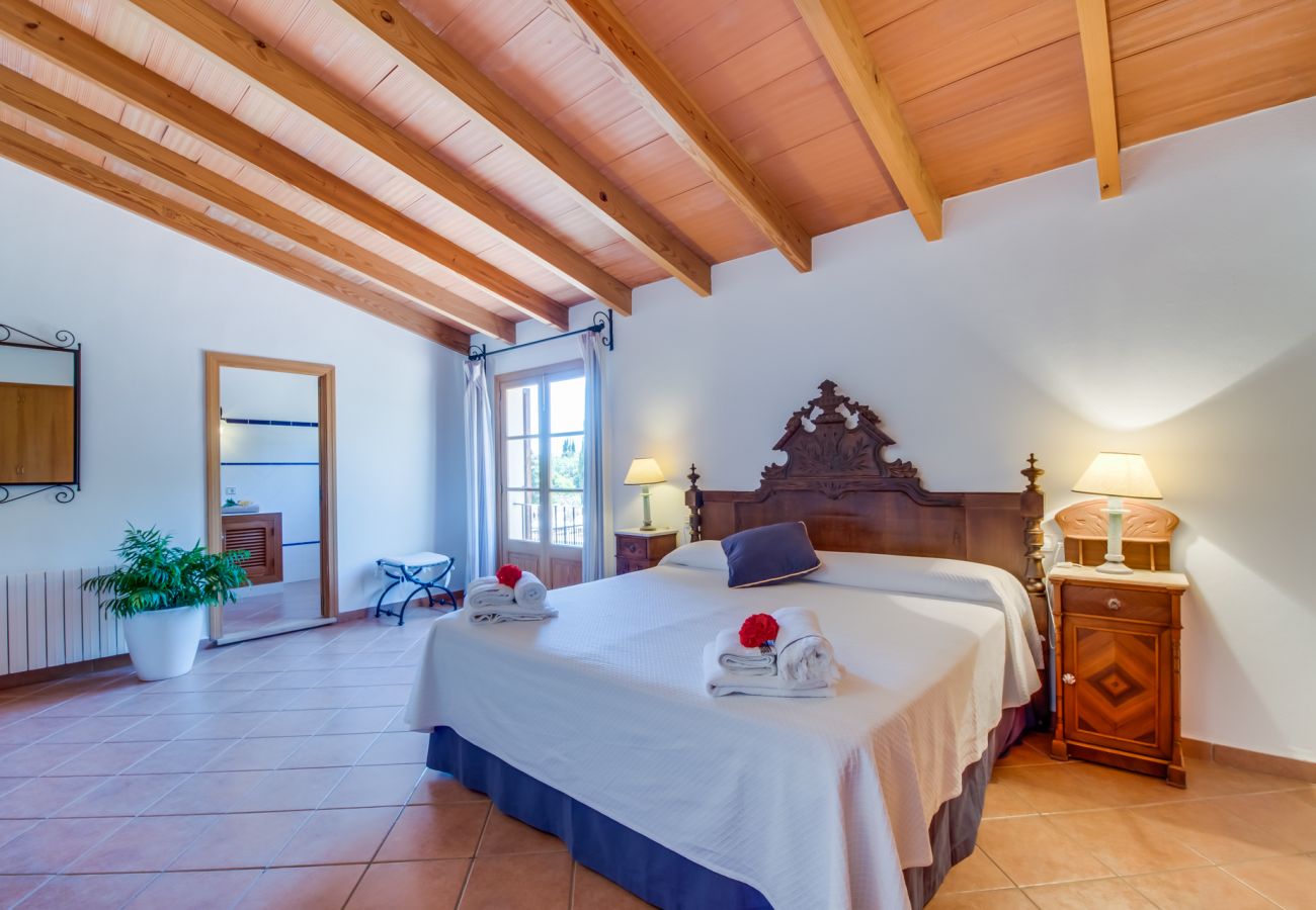 Finca in Muro - ☼ Privat gelegene Finca 8 km vom Strand entfernt