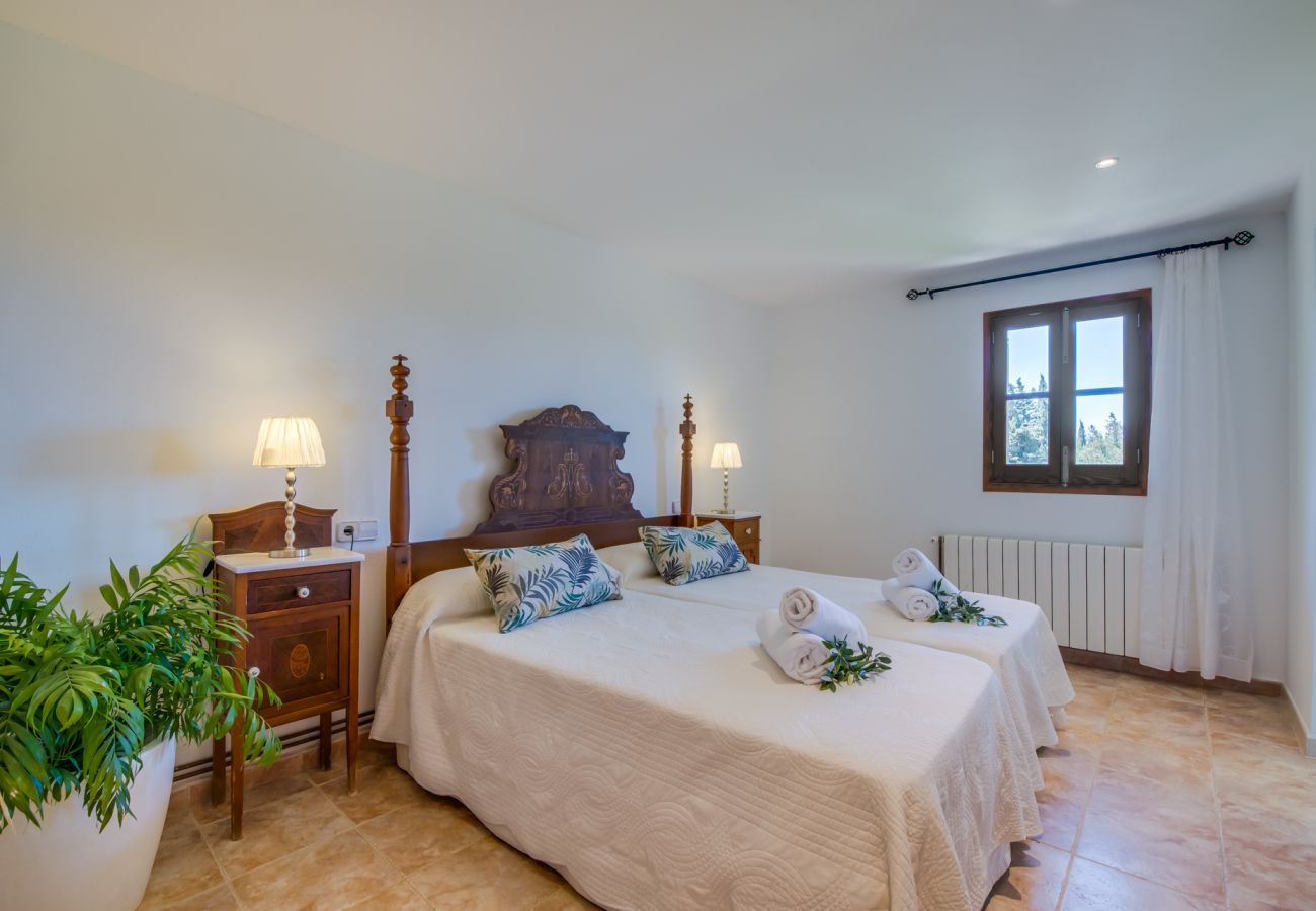 Finca in Muro - ☼ Privat gelegene Finca 8 km vom Strand entfernt