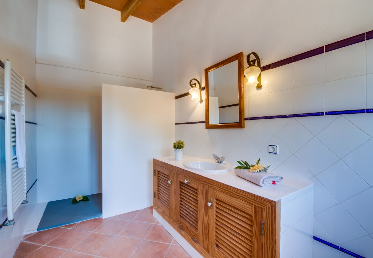 Finca in Muro - ☼ Privat gelegene Finca 8 km vom Strand entfernt