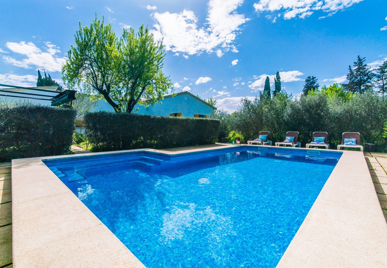 Finca in Selva - Ländliche Finca Can Flauta mit Pool auf Mallorca