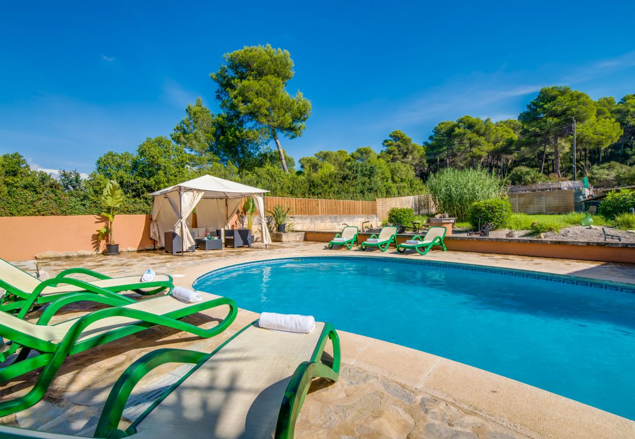 Finca in Cala Mesquida - Ferienfinca Can Sito mit Pool