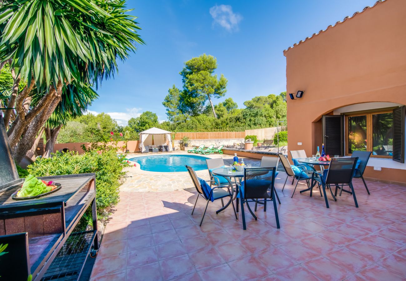 Finca in Cala Mesquida - Ferienfinca Can Sito mit Pool