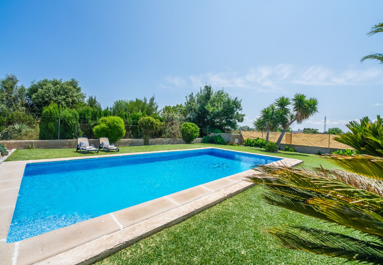 Finca in Sa Pobla - Ländliche Finca auf Mallorca Gomila mit Pool