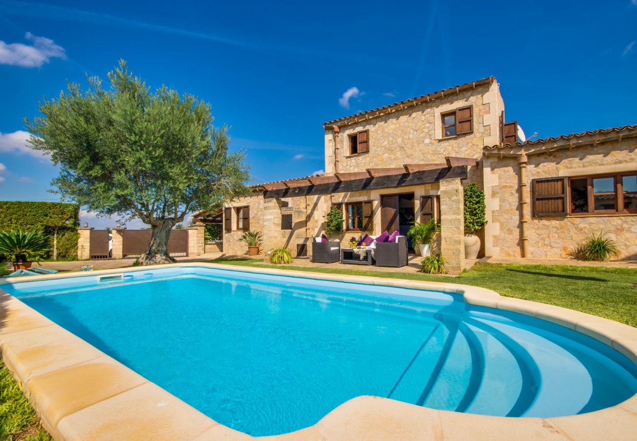 Rustikale Finca mit Grill und Pool auf Mallorca