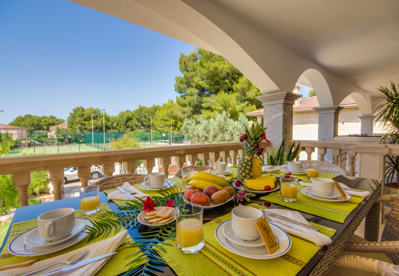 Ferienhaus in Alcudia - Casa Flor mit Pool in der Nähe des Strandes Alcudia