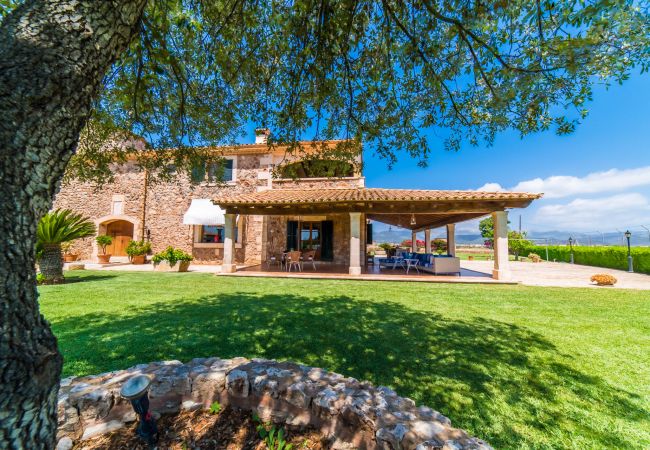 Ferienhaus in Sa Pobla - Rustikale Finca auf Mallorca Can Colis mit Pool