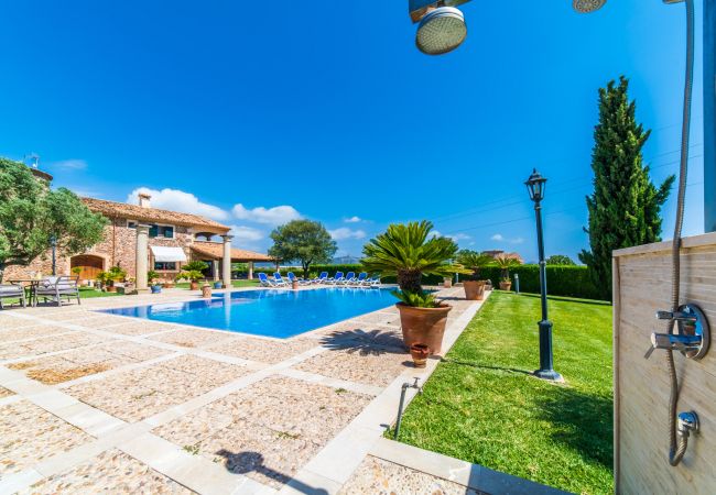 Ferienhaus in Sa Pobla - Rustikale Finca auf Mallorca Can Colis mit Pool