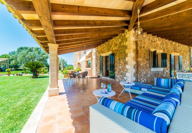 Ferienhaus in Sa Pobla - Rustikale Finca auf Mallorca Can Colis mit Pool