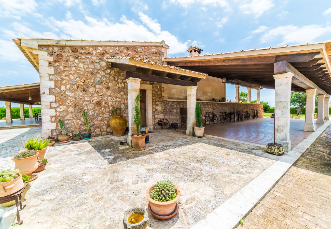 Ferienhaus in Sa Pobla - Rustikale Finca auf Mallorca Can Colis mit Pool