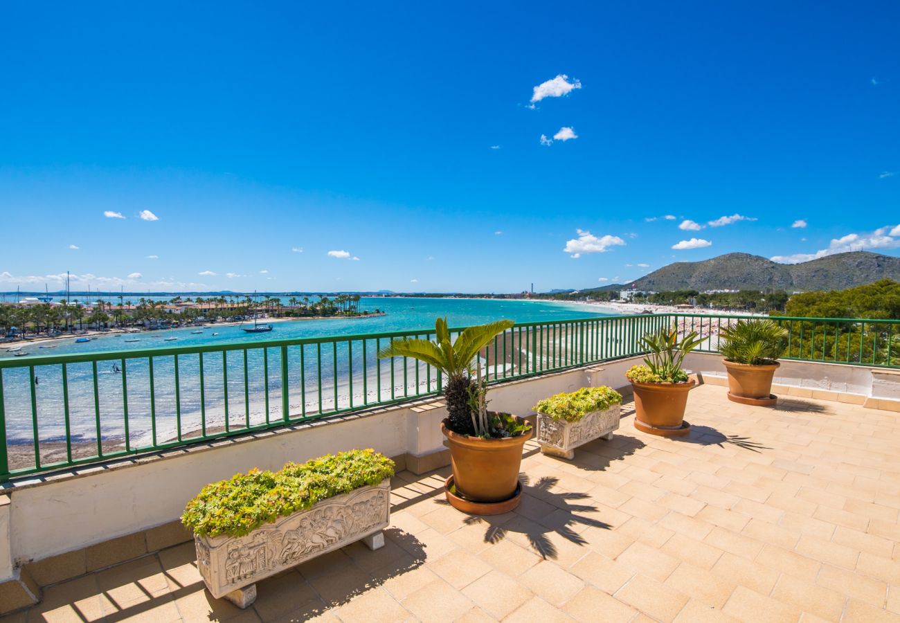 Ferienwohnung in Alcudia - Wohnung Maria mit Panoramablick auf den Strand von Alcudia