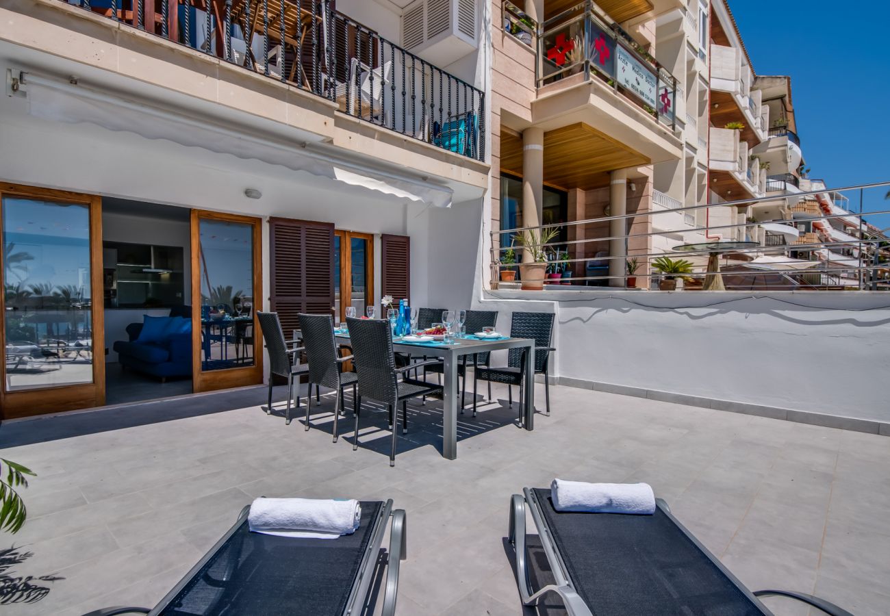 Ferienwohnung in Puerto de Alcudia - Wohnung Hafen Alcudia Mary mit Meerblick 