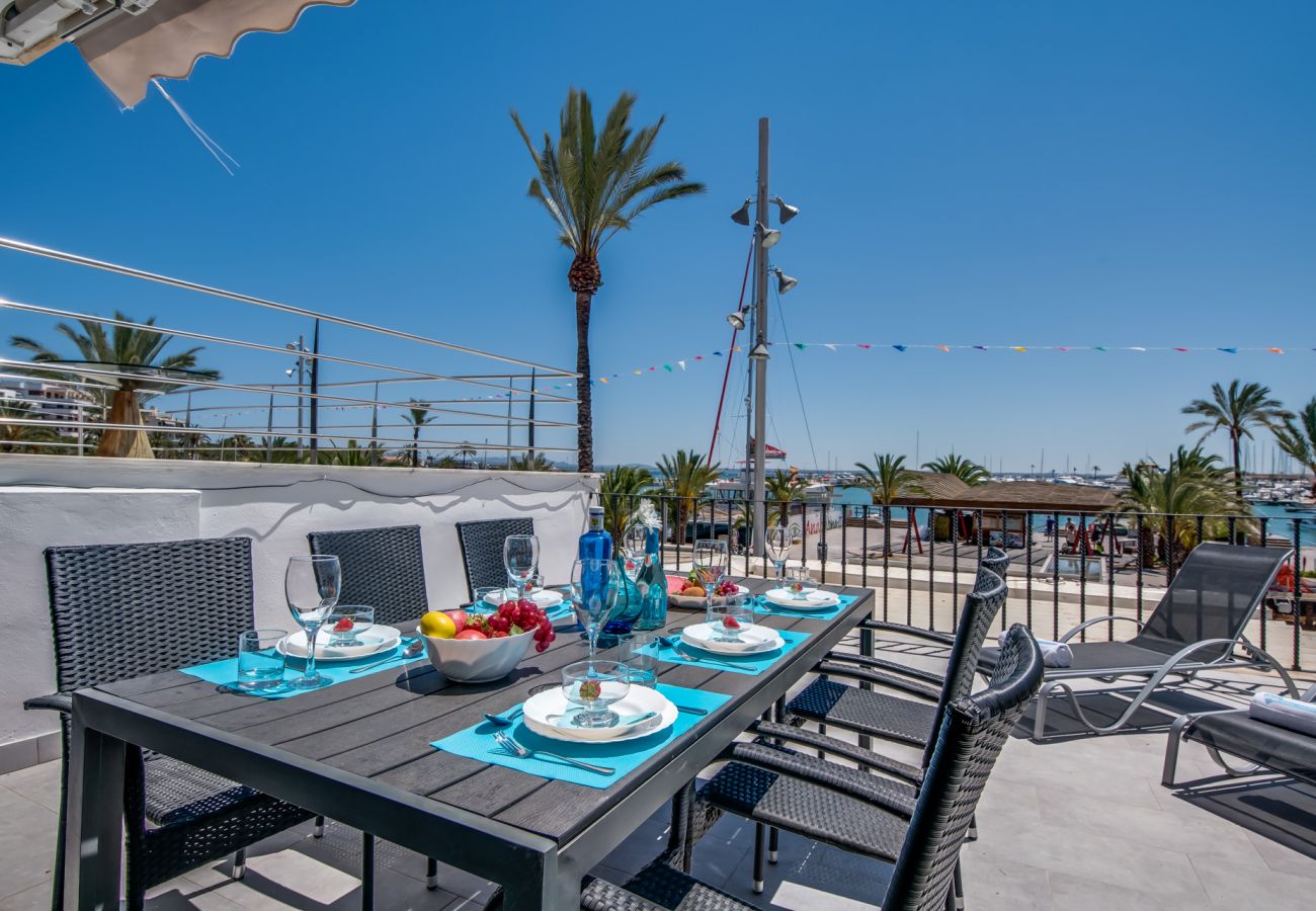 Ferienwohnung in Puerto de Alcudia - Wohnung Hafen Alcudia Mary mit Meerblick 