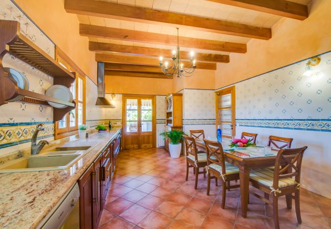 Finca in Selva - Ländliche Finca Cas Mestre mit Pool auf Mallorca Finca in Selva - Ländliche Finca Cas Mestre mit Pool auf Mallorca