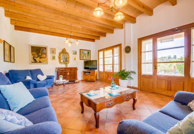 Finca in Selva - Ländliche Finca Cas Mestre mit Pool auf Mallorca Finca in Selva - Ländliche Finca Cas Mestre mit Pool auf Mallorca