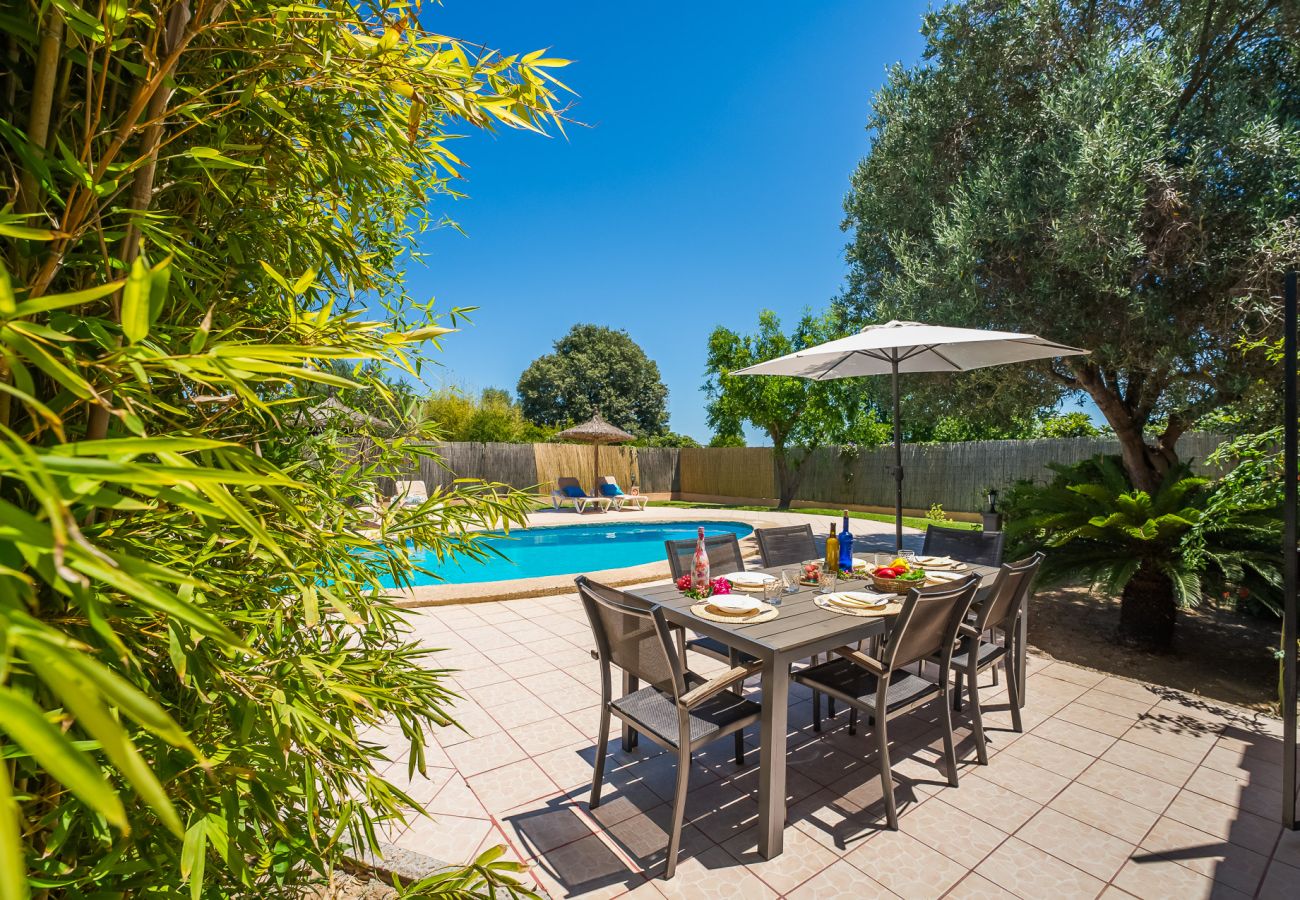 Finca mit Pool in Alcúdia