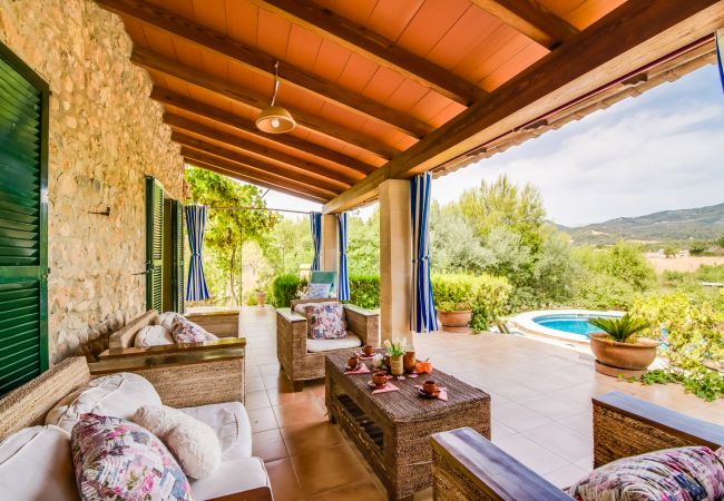 Landhaus mit Pool und Grill auf Mallorca