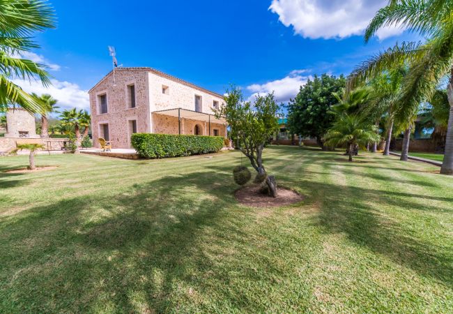 Finca in Maria de la salut - Finca Son Perot mit Pools auf Mallorca