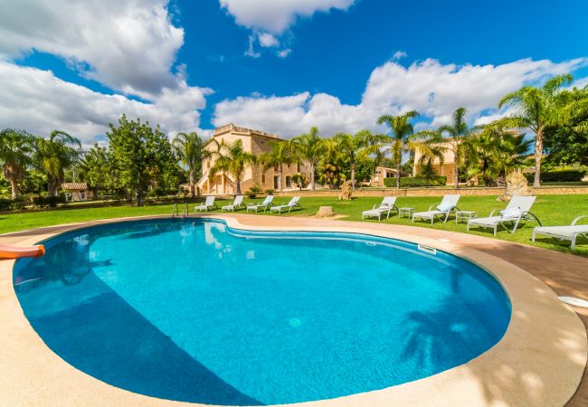 Finca in Maria de la salut - Finca Son Perot mit Pools auf Mallorca