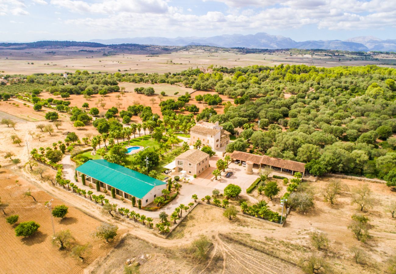 Finca in Maria de la salut - Finca Son Perot mit Pools auf Mallorca