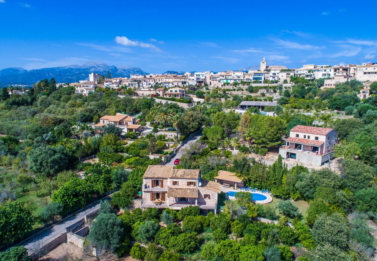 Finca in Buger - Ländliche Finca Sa Costa mit Pool auf Mallorca