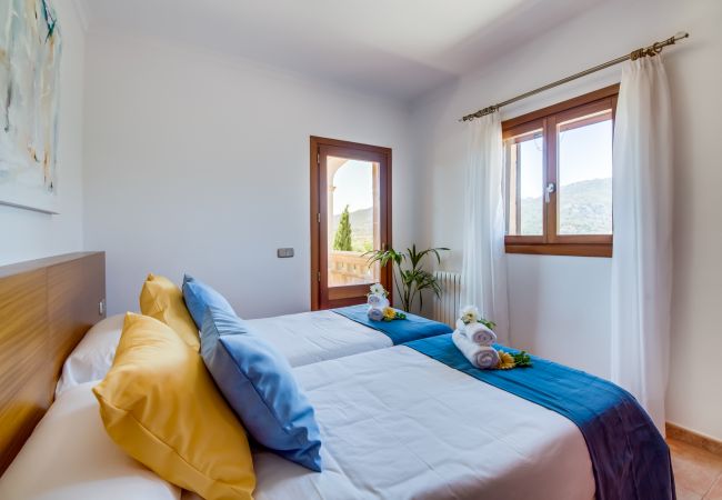 Finca in Selva - Finca Puig den Guardiola mit Bergblick Finca in Selva - Finca Puig den Guardiola mit Bergblick