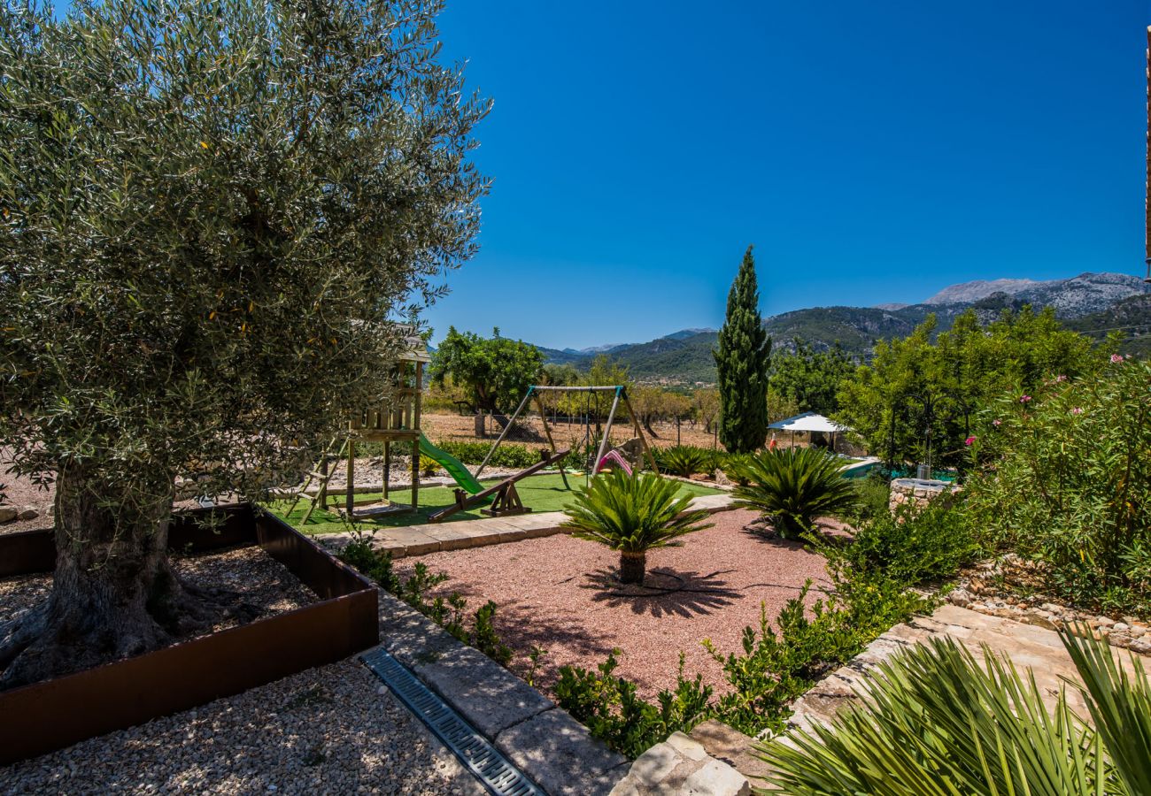 Finca in Selva - Finca Puig den Guardiola mit Bergblick