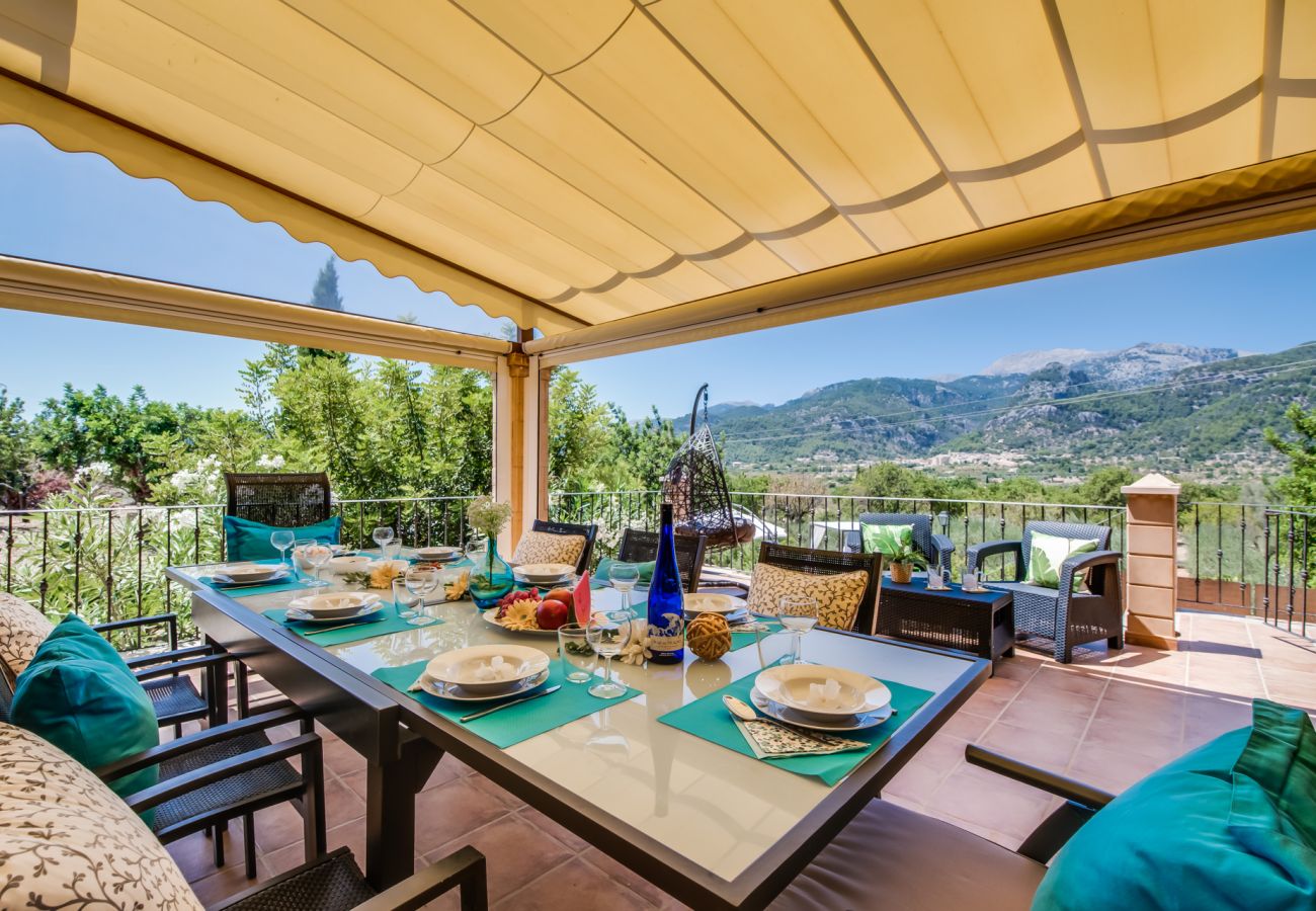 Finca in Selva - Finca Puig den Guardiola mit Bergblick