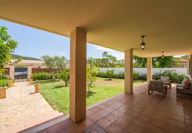 Ferienhaus in Crestatx - Villa mit Grill Romana mit Pool auf Mallorca