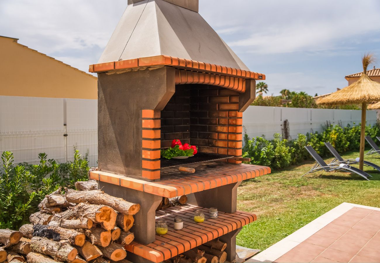 Ferienhaus in Crestatx - Villa mit Grill Romana mit Pool auf Mallorca