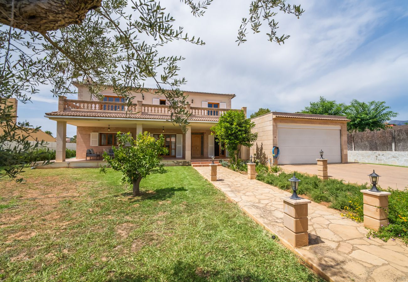 Ferienhaus in Crestatx - Villa mit Grill Romana mit Pool auf Mallorca