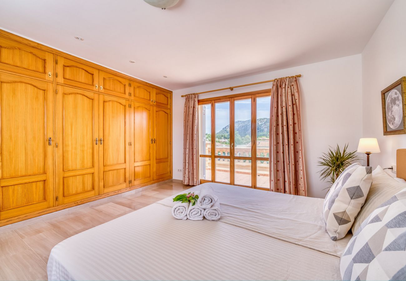 Ferienhaus in Crestatx - Villa mit Grill la Romana und privatem Pool auf Mallorca