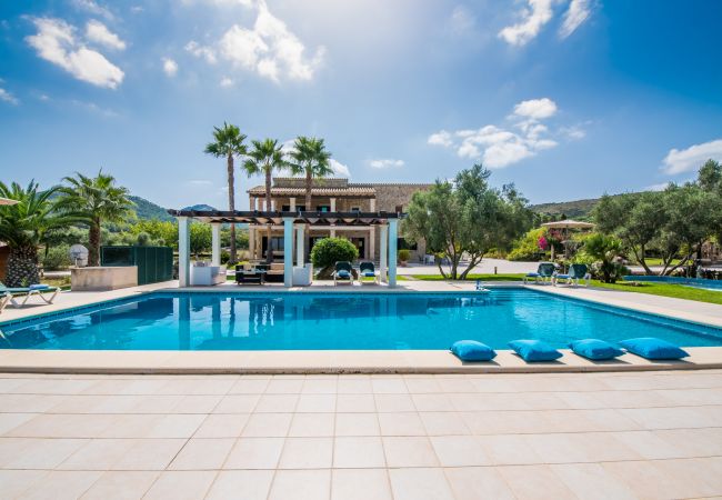 Finca mit Pool in der Nähe von Puerto de Alcudia.