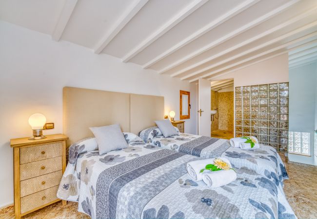 Ferienhaus in Maria de la salut - Ländliches Haus mit Pool Sa Verdera auf Mallorca Ferienhaus in Maria de la salut - Ländliches Haus mit Pool Sa Verdera auf Mallorca