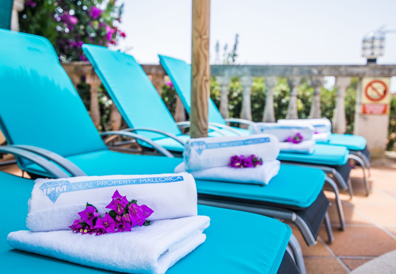 Ferienhaus in Alcanada - Haus in Meernähe Veuremar in Alcudia mit Pool