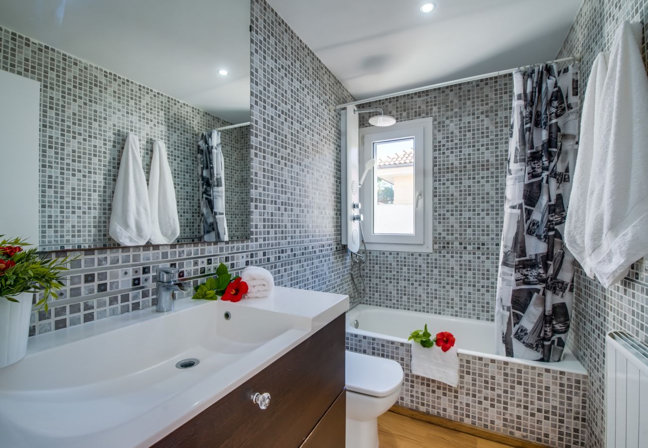 Ferienhaus in Alcudia - Haus mit Pool Villa Ariel strandnah in Alcudia