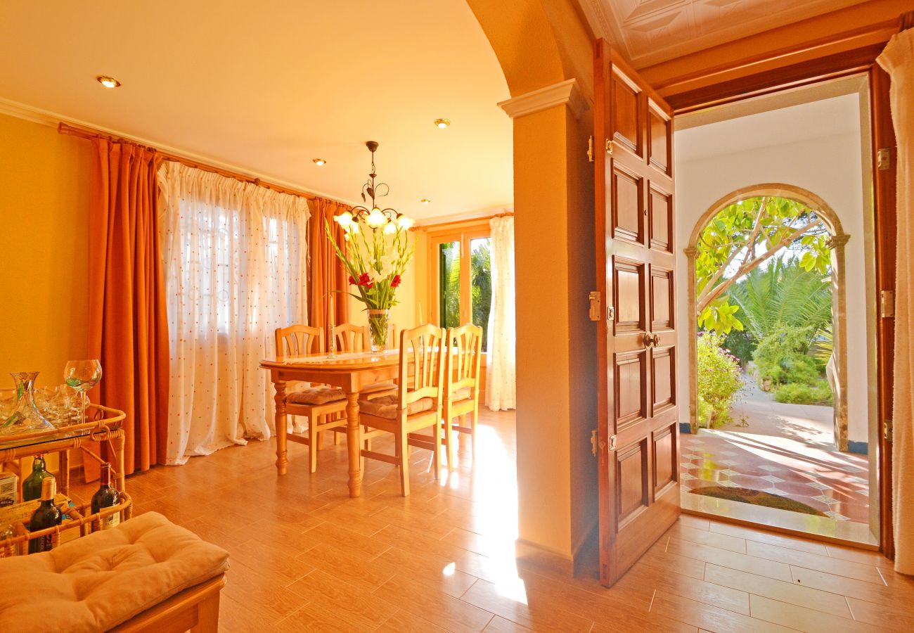 Haus mit Pool und Grill auf Mallorca