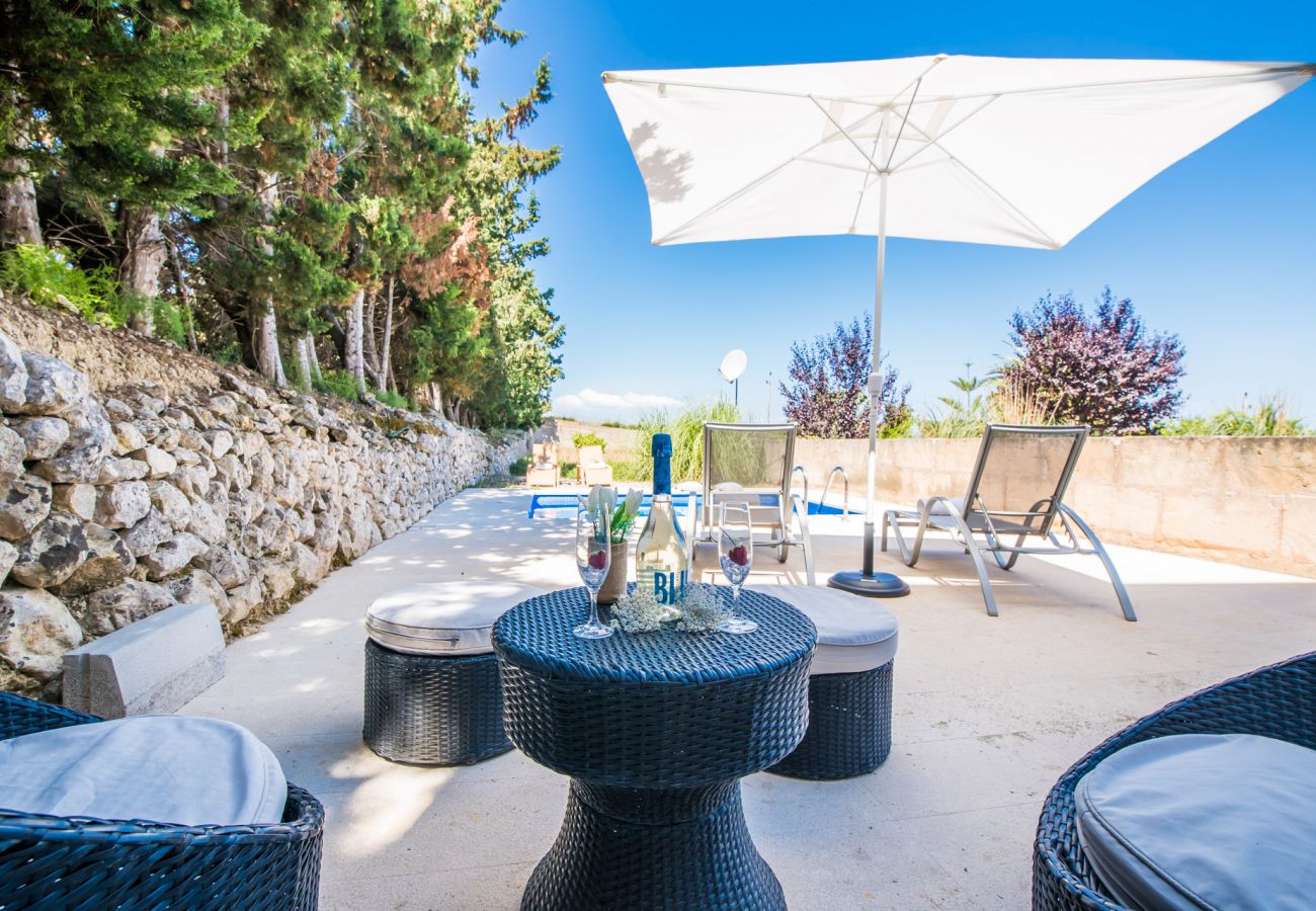 Ferienhaus in Maria de la salut - Modernes Haus mit Pool Son Puig auf Mallorca