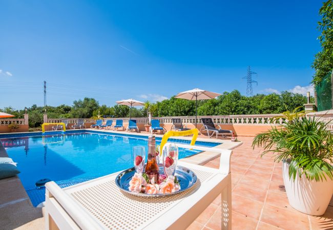 Finca in Capdepera - Ferienhaus Villa Bona Vista auf Mallorca mit Pool