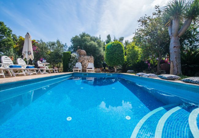 Finca in Inca - Landhaus auf Mallorca Villa Erika mit Pool