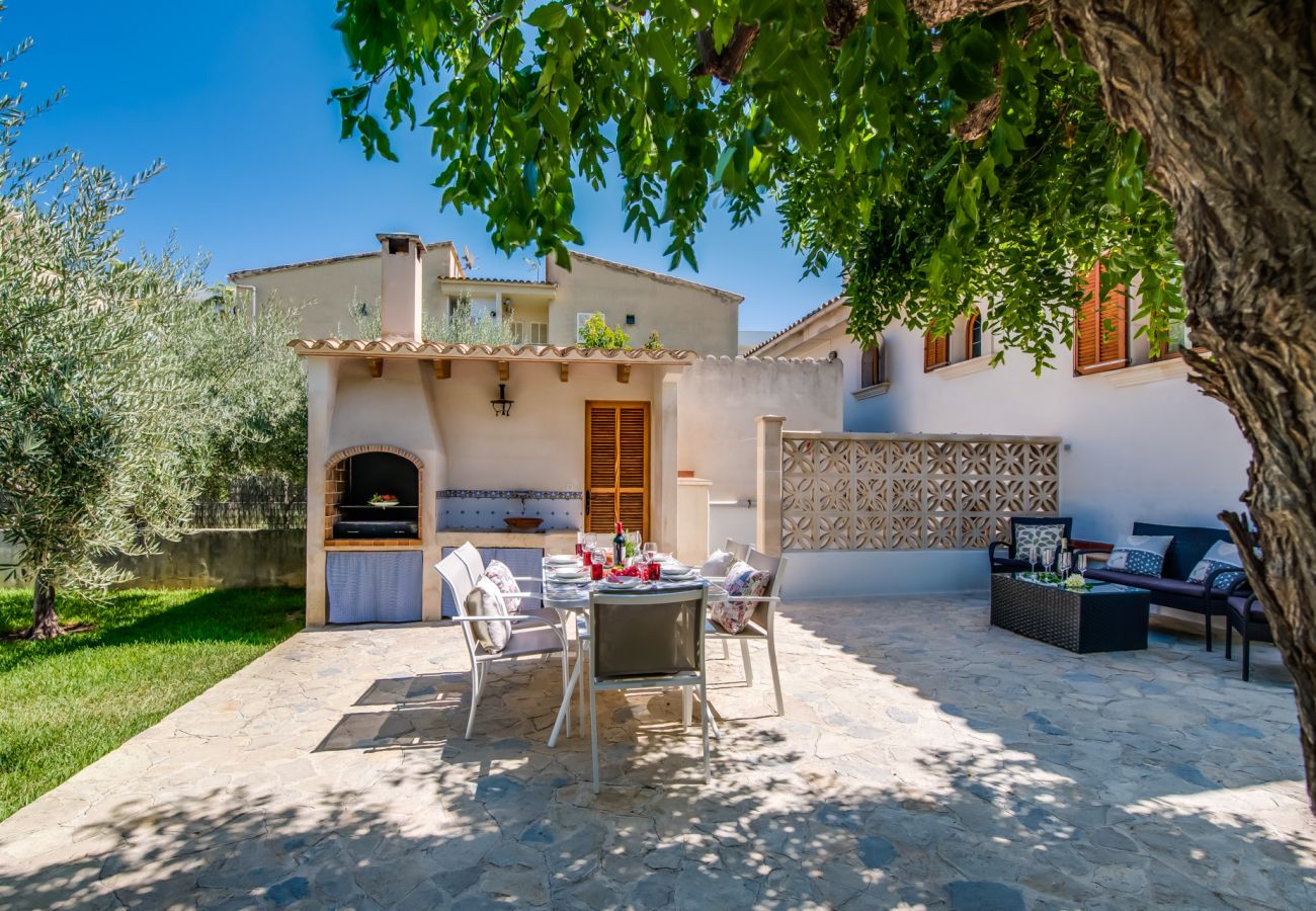 Ferienhaus in Alcudia - Haus Villa Vallespir in Alcudia mit Garten