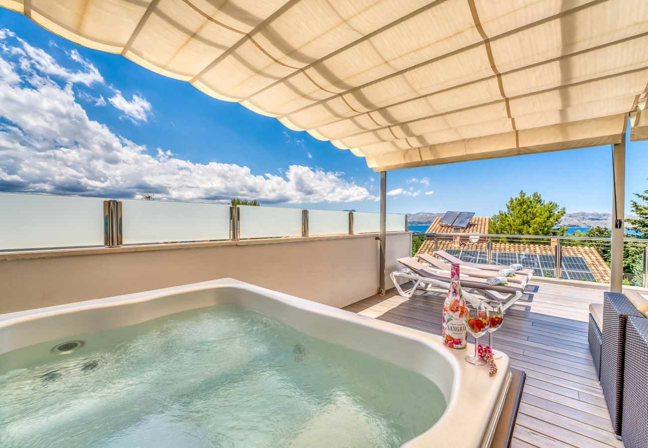 Haus in Alcudia mit Pool